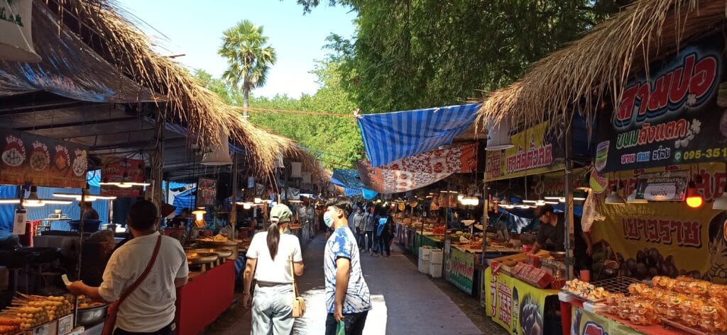 templos de Sukhothai. templos de Sukhothai.