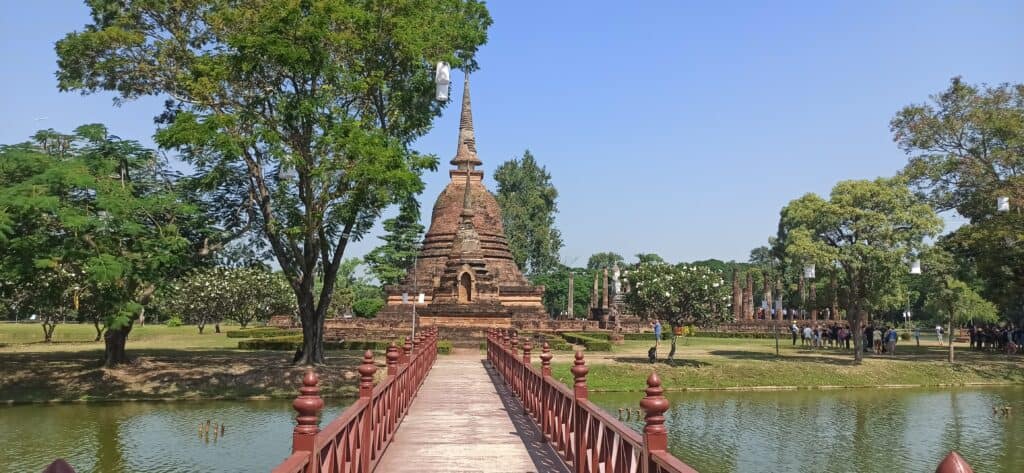 templos de Sukhothai. templos de Sukhothai.