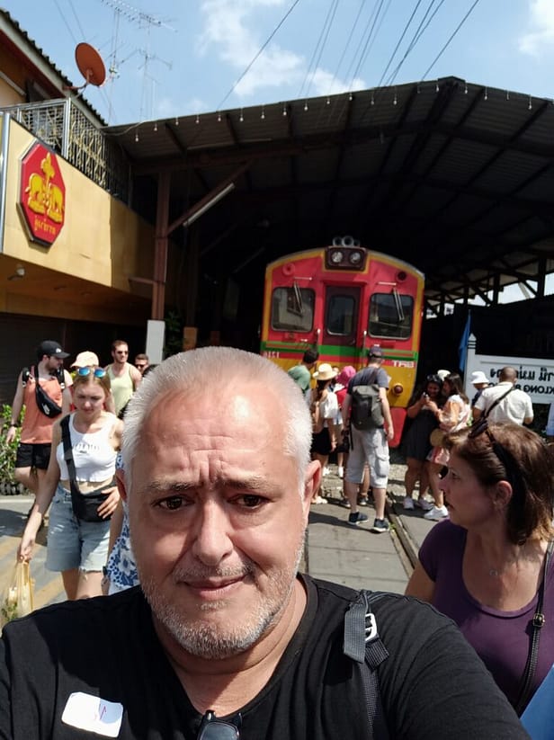 Los mercados flotantes de Bangkok Los mercados flotantes de Bangkok